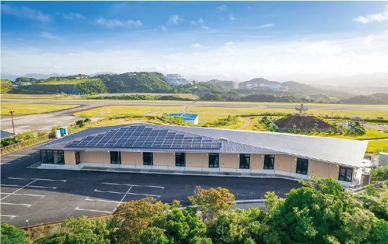 Office Cloud 9と空港滑走路