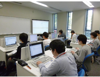 県立産業技術専門学院